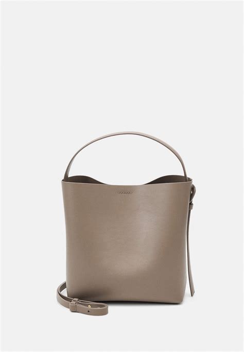 arket sac